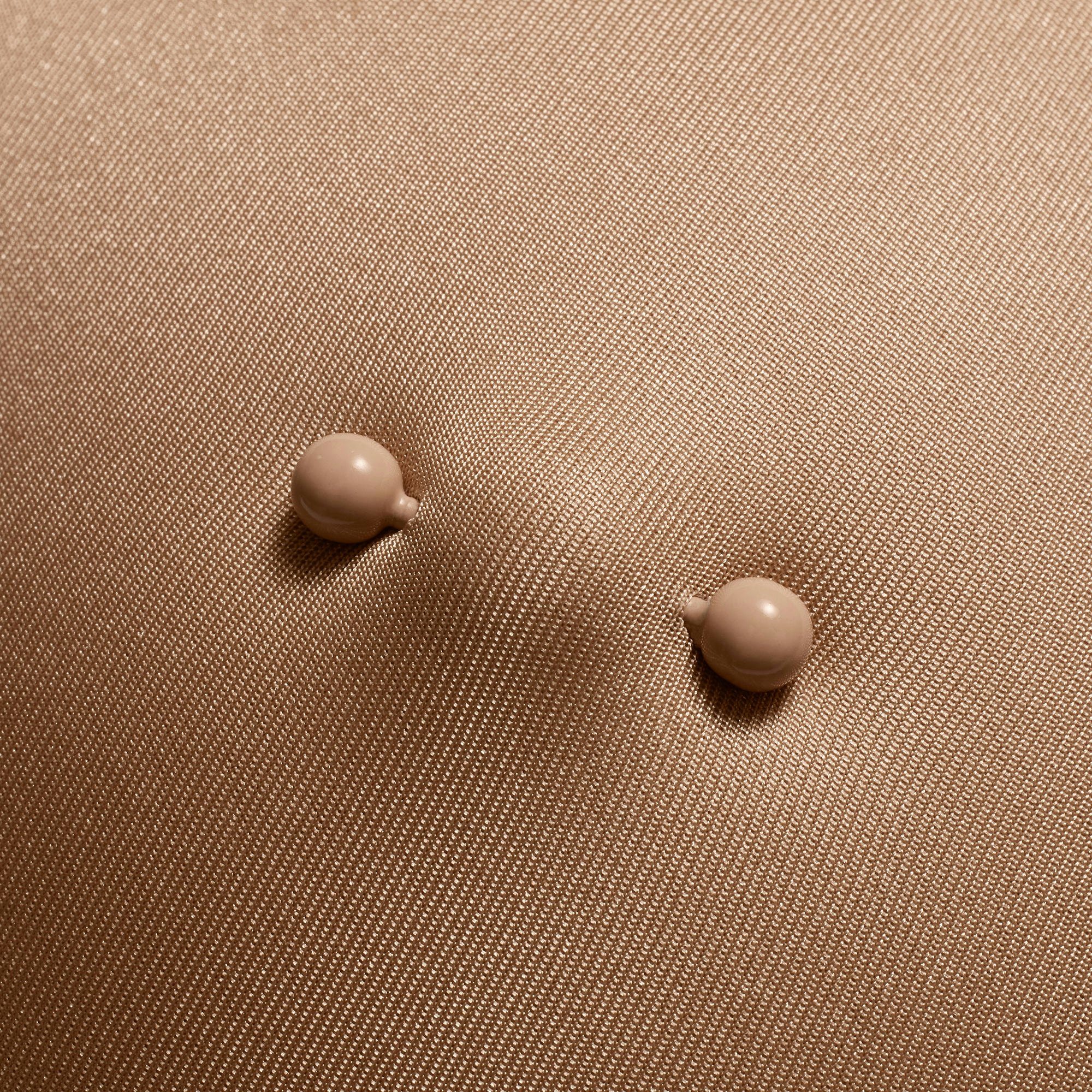 SKIMS ULTIMATE PIERCED NIPPLE PUSH-UP BRA | CLAY ADDITIONAL FABRIC DETAILS