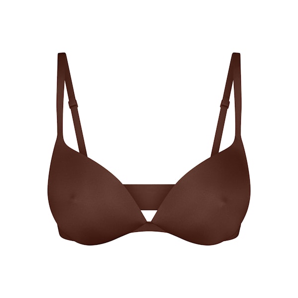 SKIMS ULTIMATE NIPPLE WIRELESS PUSH-UP BRA | COCOA FLAT ON A WHITE BACKGROUND | FLT
