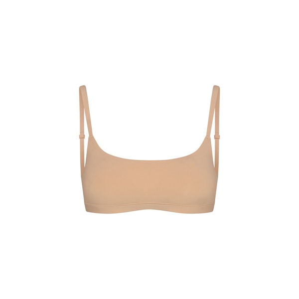 FITS EVERYBODY MASTECTOMY SCOOP BRALETTE | CLAY FLAT ON A WHITE BACKGROUND | @ | FOCUS: 0.9, 0.1, 0.7