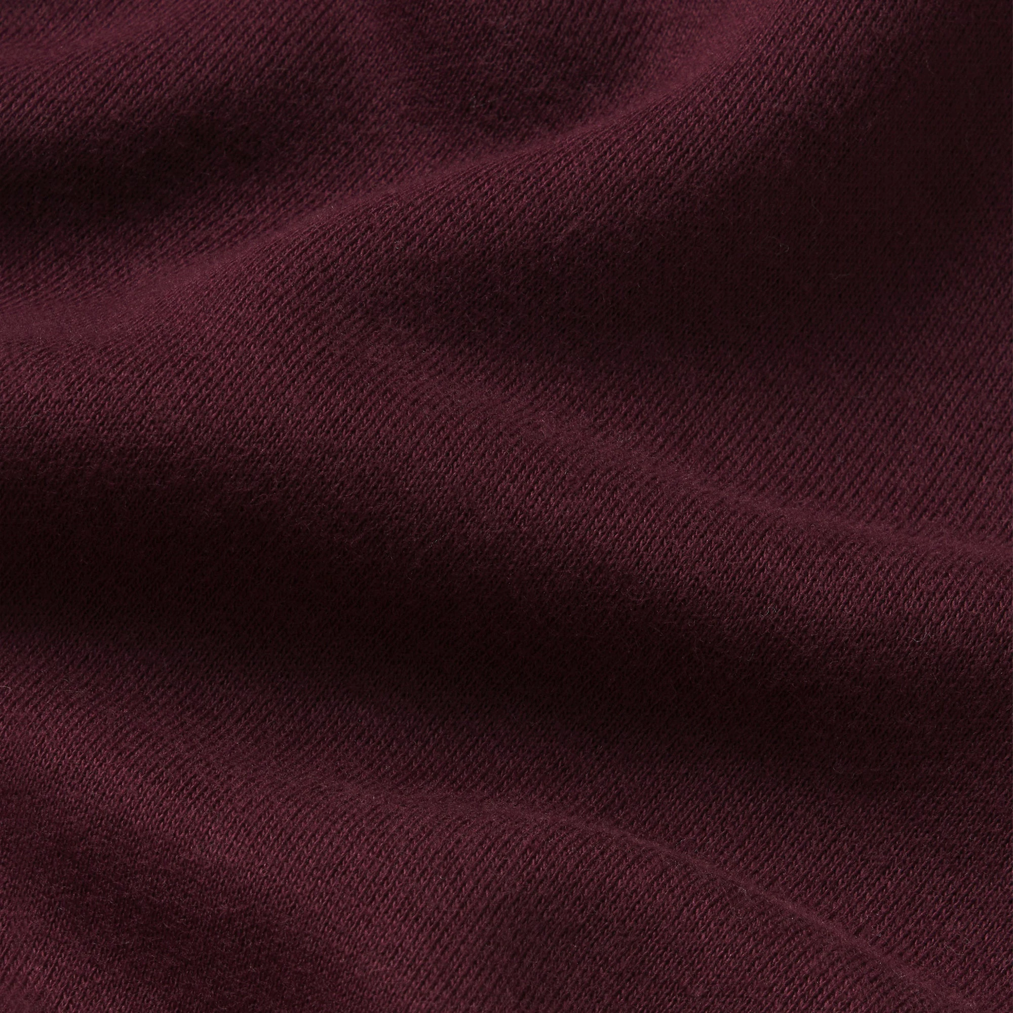 COTTON FLEECE CLASSIC STRAIGHT LEG PANT | CURRANT & LAYS FLAT ON A WHITE BACKGROUND | FLT