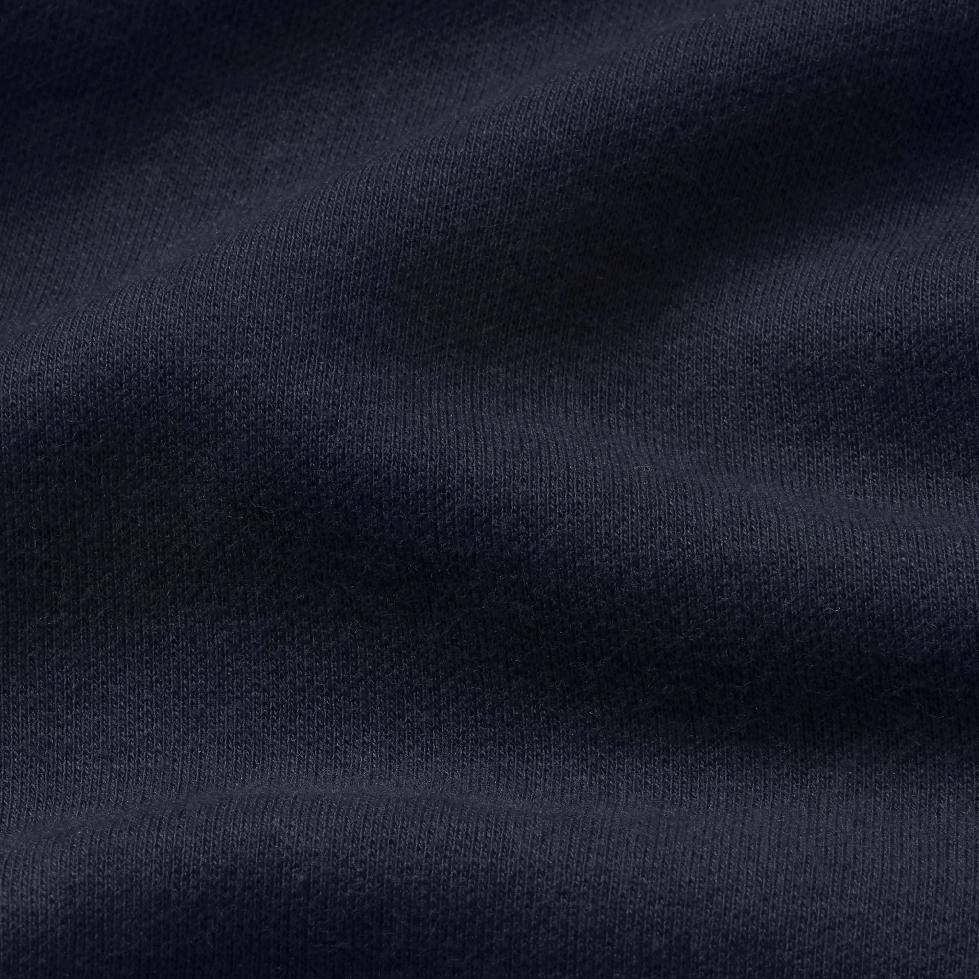 COTTON FLEECE LONG SHORT | NAVY & LAYS FLAT ON A WHITE BACKGROUND | FLT