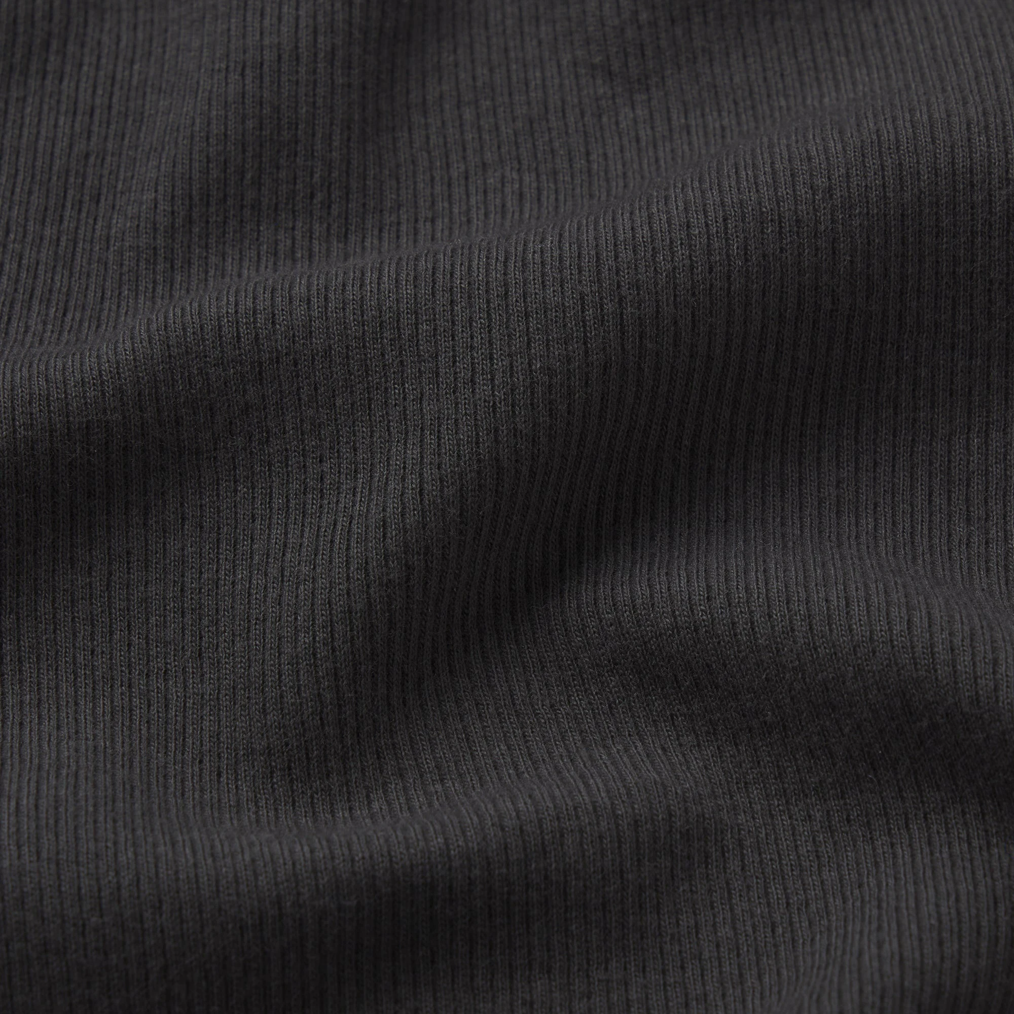 COTTON RIB ZIP UP TOP | SOOT & LAYS FLAT ON A WHITE BACKGROUND | FLT