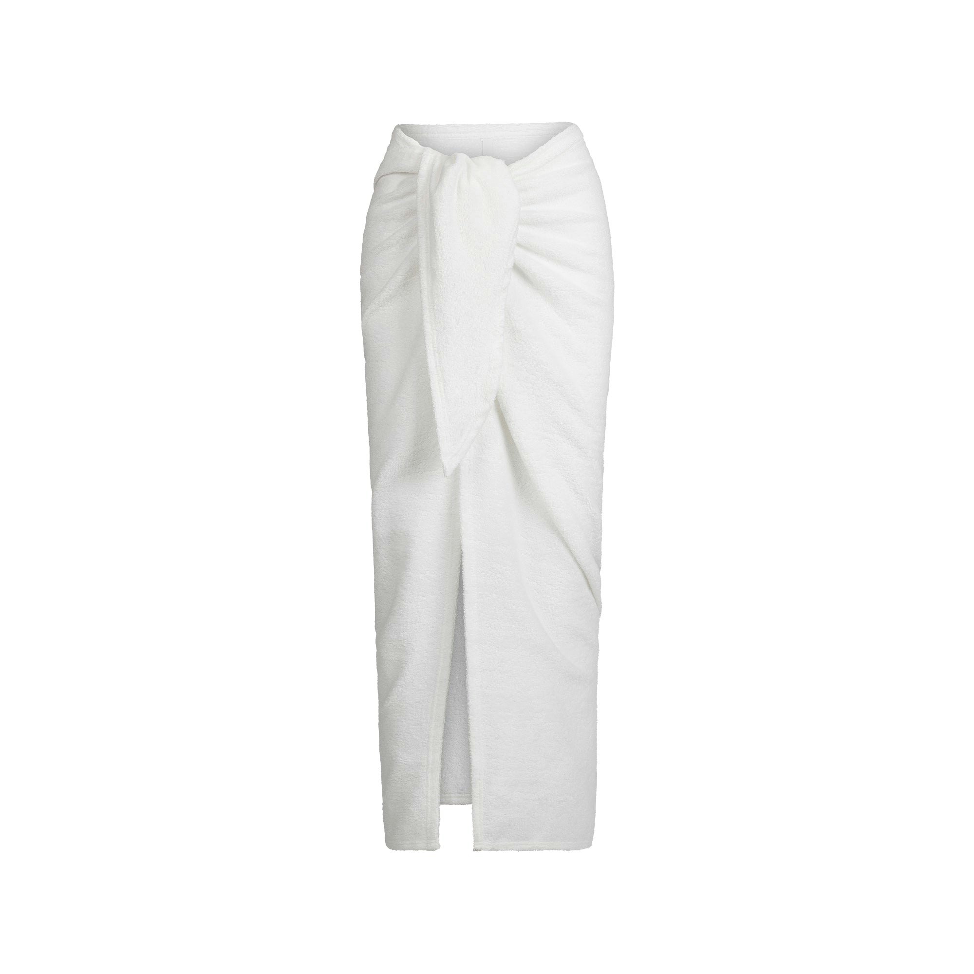 TERRY COVER UPS SARONG | SNOW FLAT ON A WHITE BACKGROUND | FLT