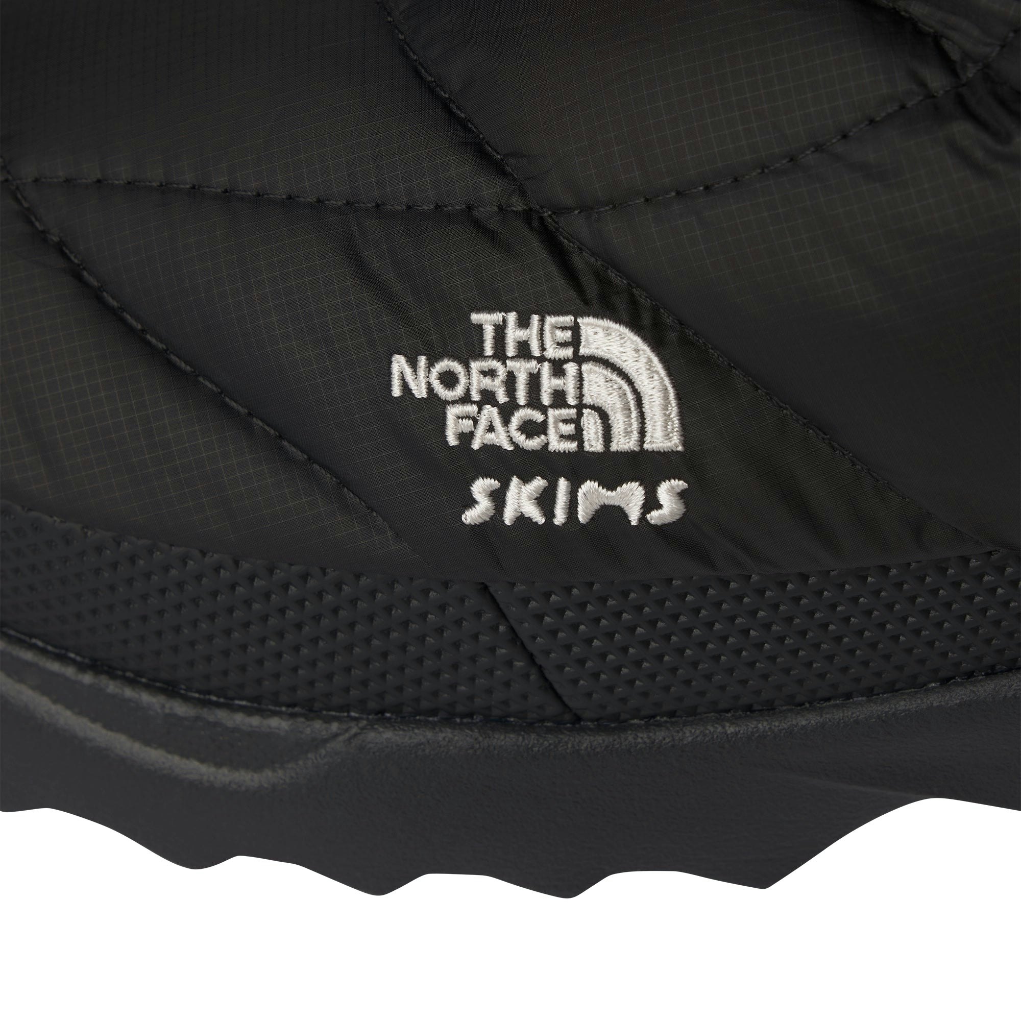 THE NORTH FACE X SKIMS NUPTSE TRACTION CHUKKA | ONYX ADDITIONAL FABRIC DETAILS