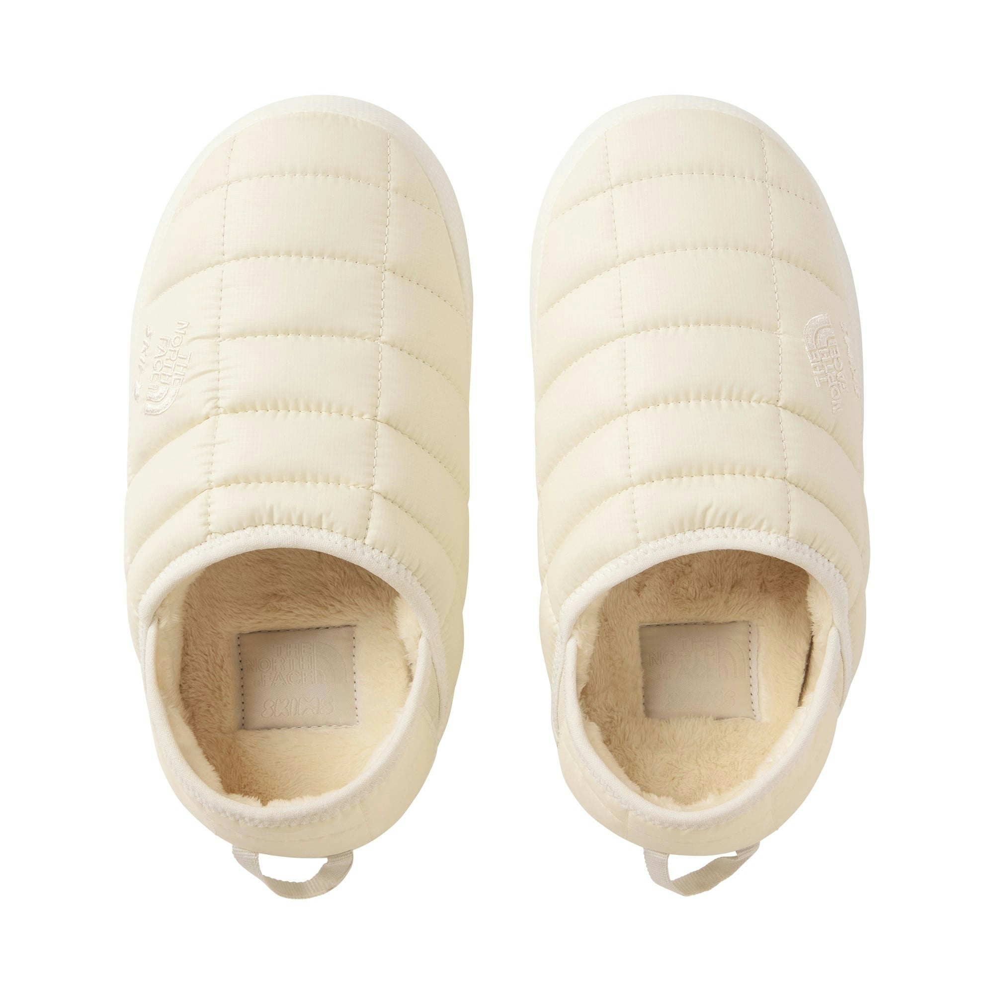 THE NORTH FACE X SKIMS THERMOBALL TRACTION MULE V | BONE FLAT ON A WHITE BACKGROUND | FLT