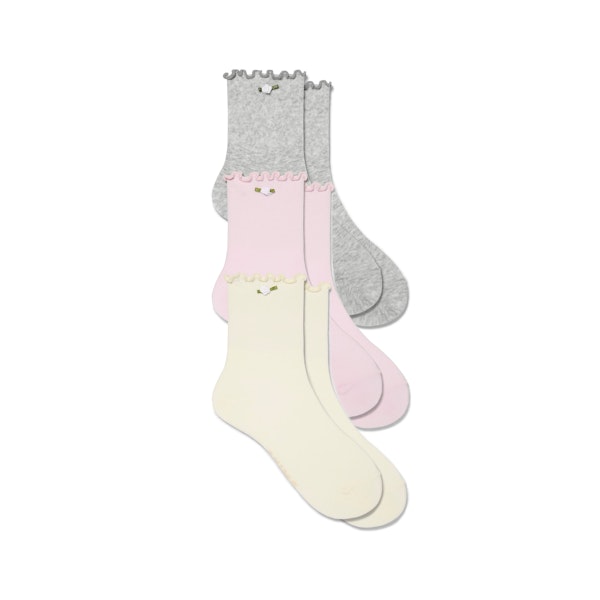 COTTON SEAMLESS JUNIORS LETTUCE EDGE SOCK 3-PACK | ECRU CHERRY BLOSSOM MULTI FLAT ON A WHITE BACKGROUND | FLT @ | FOCUS: 0.9, 0.1, 0.7