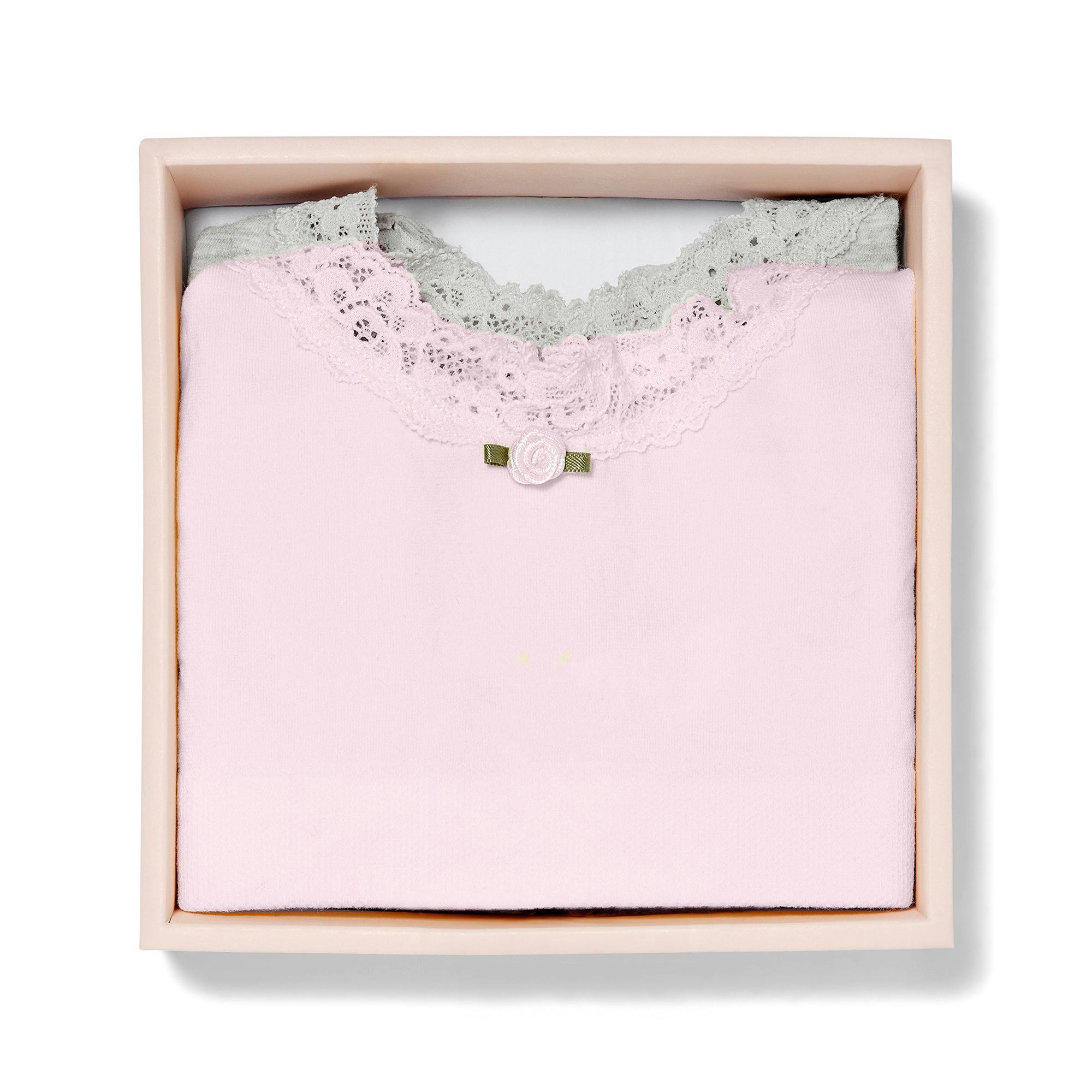 COTTON SEAMLESS JUNIORS LACE SCOOP BRALETTE 2-PACK | CHERRY BLOSSOM AND LIGHT HEATHER GREY FLAT ON A WHITE BACKGROUND | @ | FOCUS: 0.9, 0.1, 0.7
