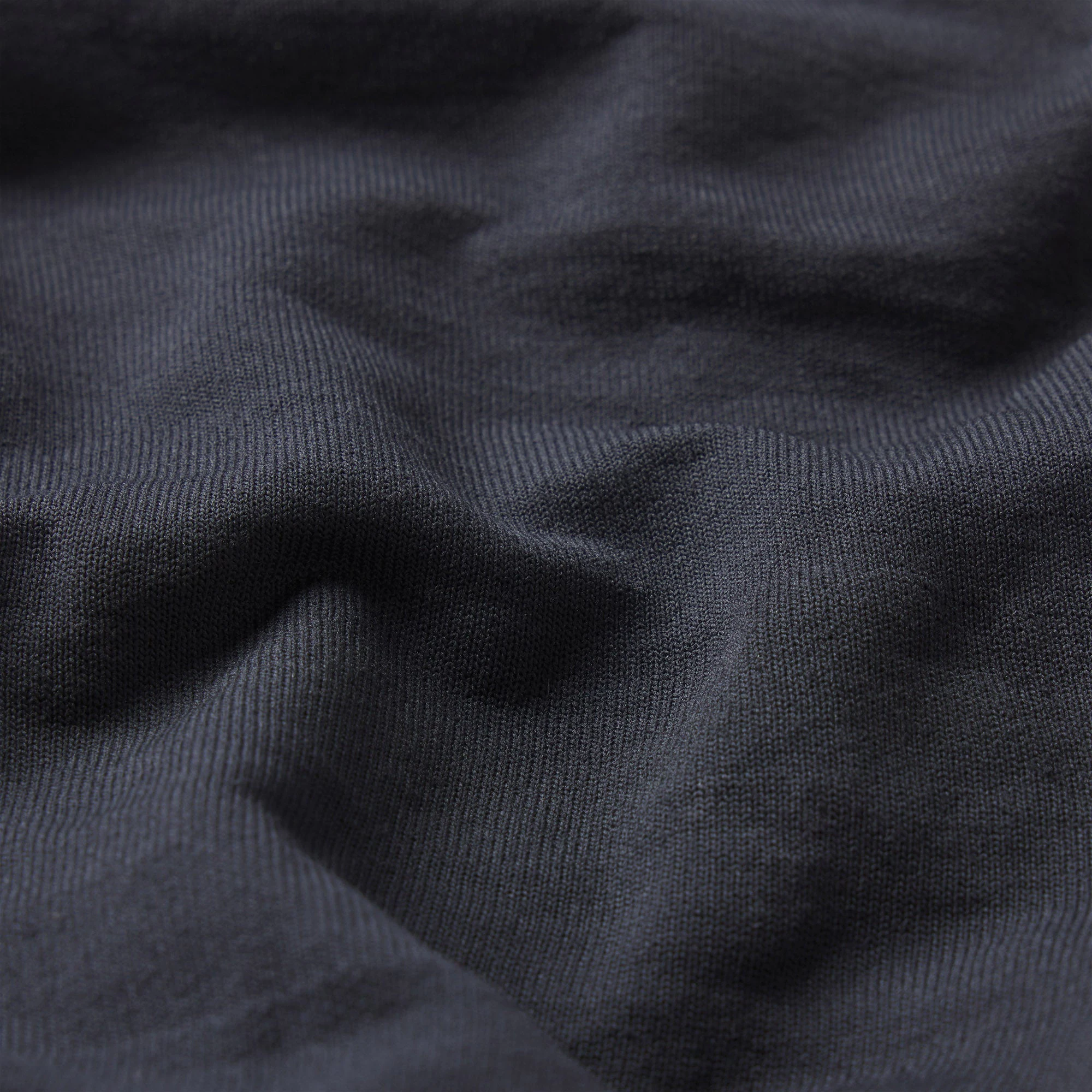 HOSIERY SHAPING CAPRI TIGHTS | ONYX ADDITIONAL FABRIC DETAILS