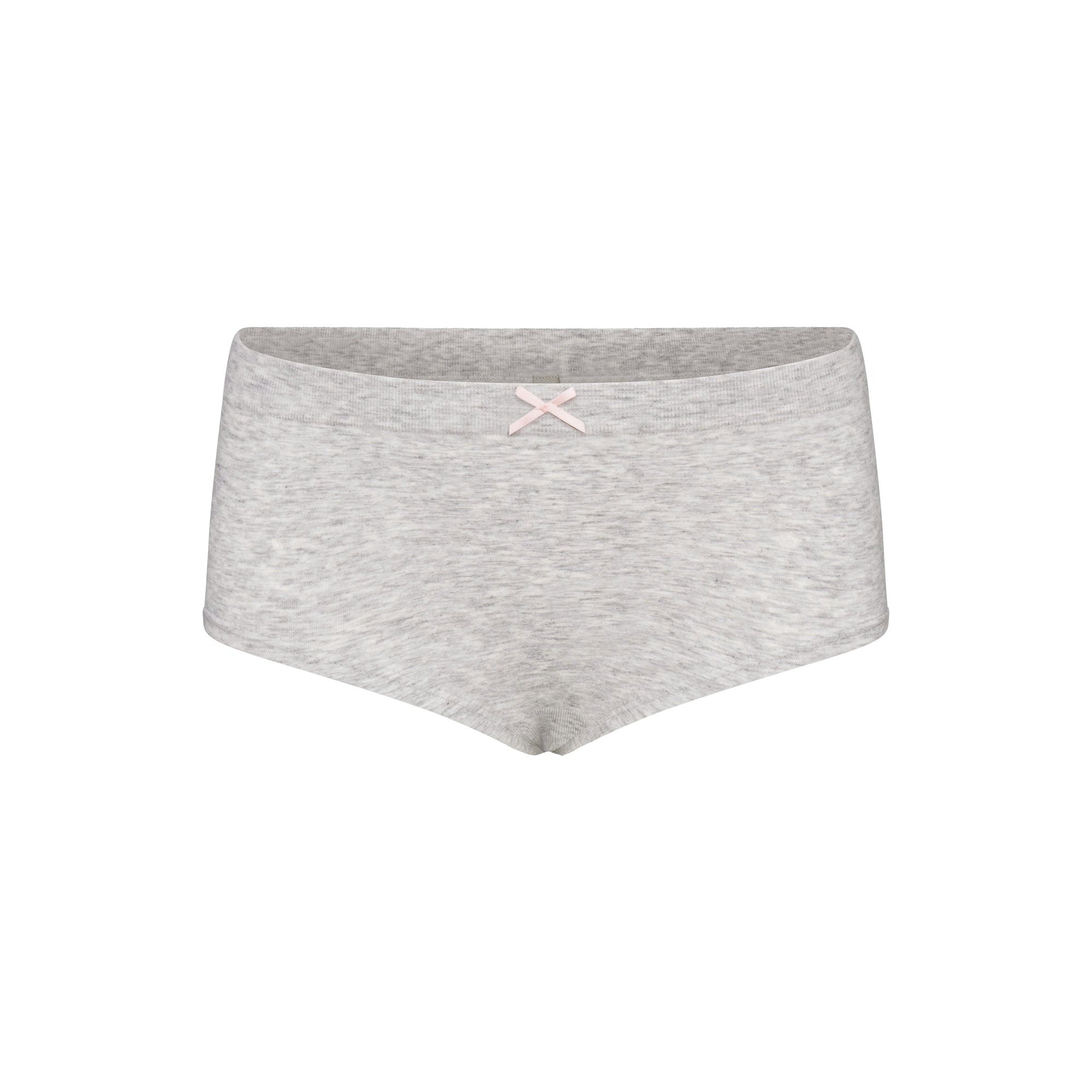 COTTON SEAMLESS GIRLS BRIEF 6-PACK | BALLET WIND MULTI FLAT ON A WHITE BACKGROUND