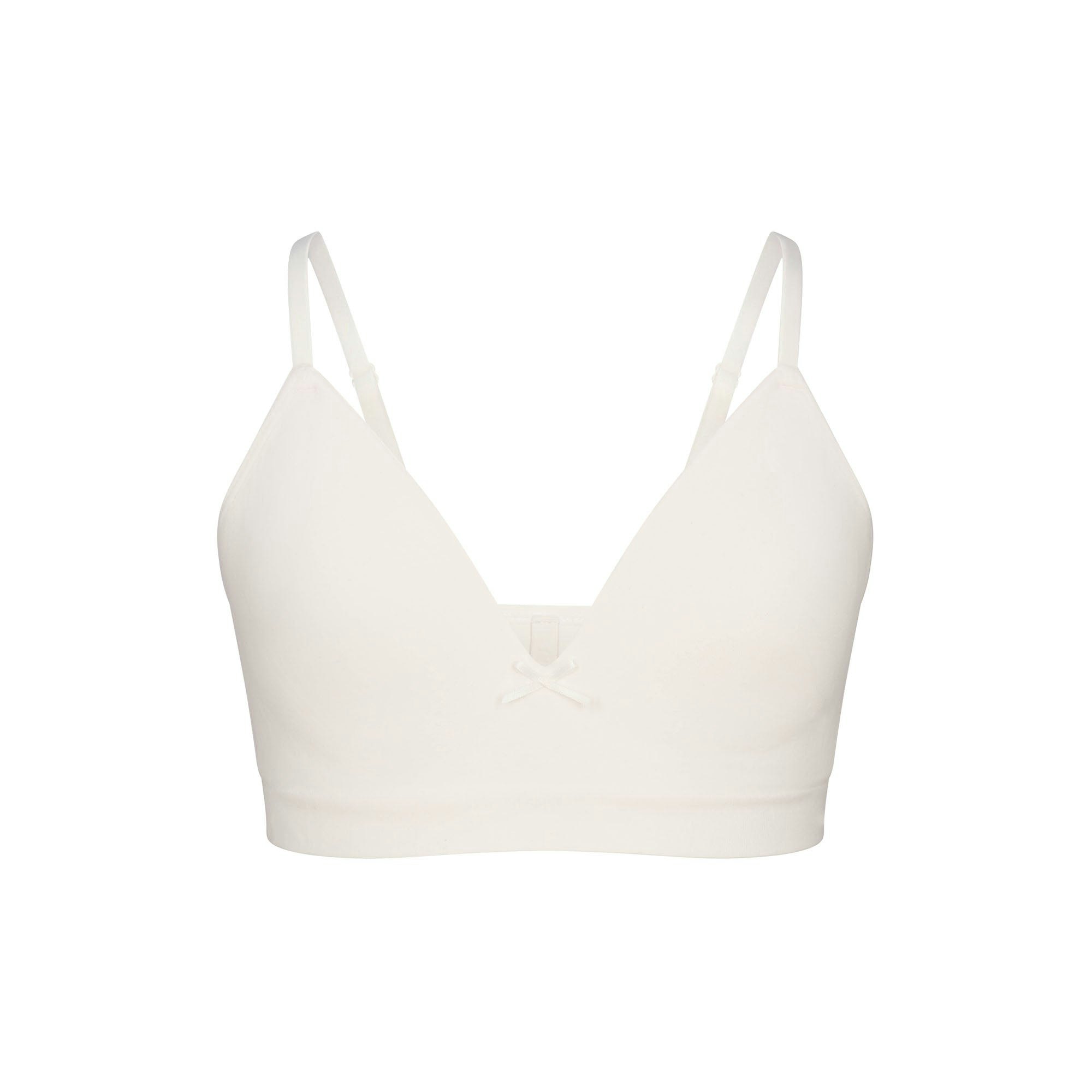 COTTON SEAMLESS GIRLS BRA 2-PACK | MARBLE AND BALLET FLAT ON A WHITE BACKGROUND @ | FLT