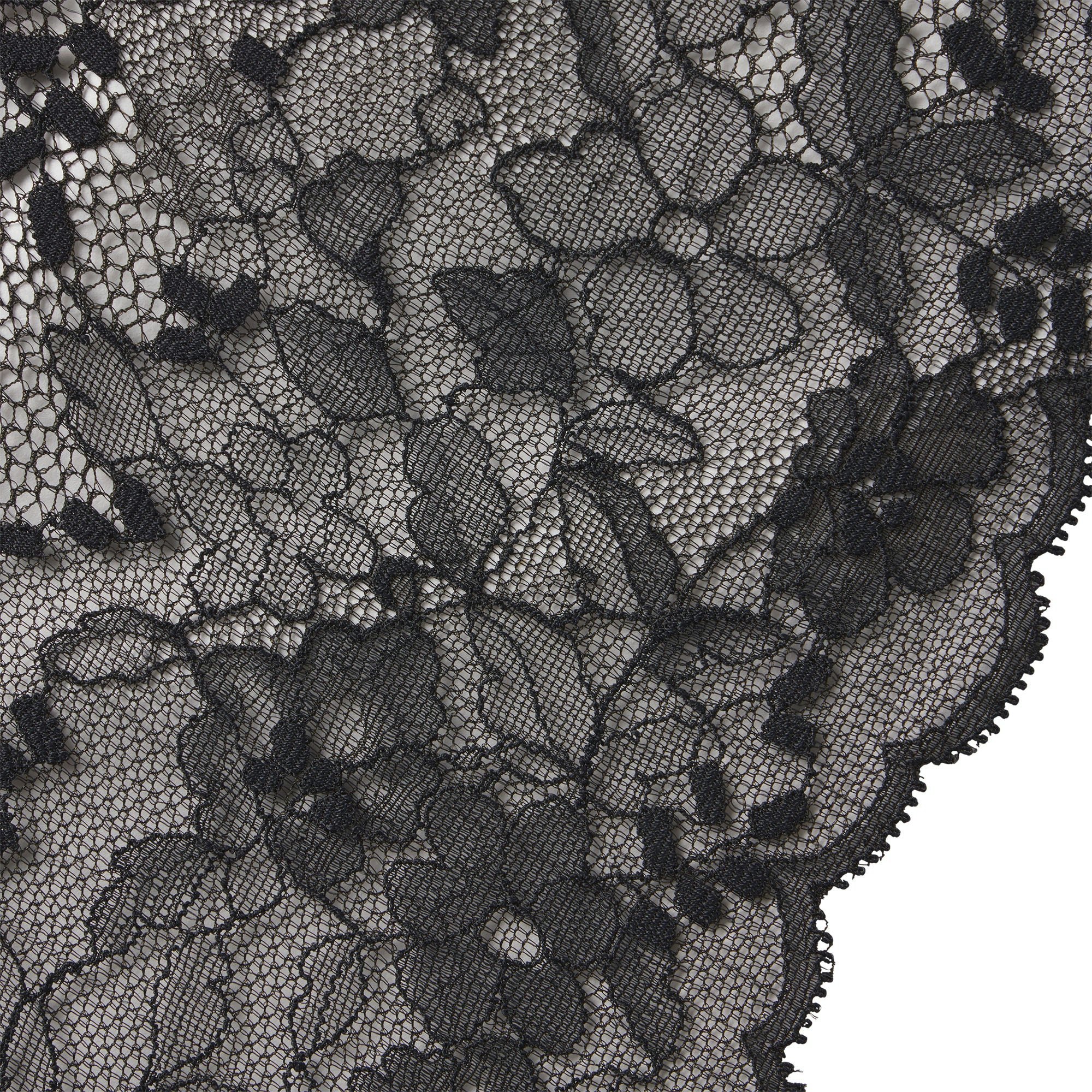 SKIMS LACE UNLINED MINIMIZER BRA | ONYX ON A MODEL FRONT VIEW @ | FOCUS: 0.0, 1.0, 0.9