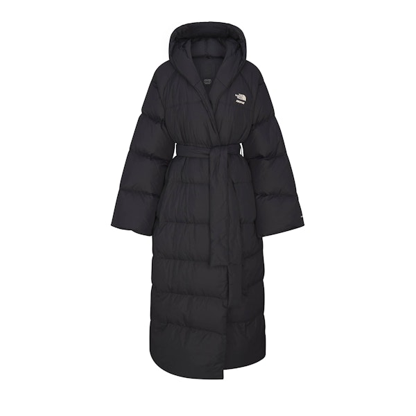 THE NORTH FACE X SKIMS NUPTSE WRAP PARKA | ONYX FLAT ON A WHITE BACKGROUND | FLT