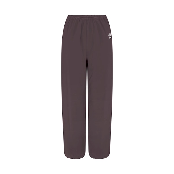 THE NORTH FACE X SKIMS VENTRIX PANT | PHOENIX FLAT ON A WHITE BACKGROUND | FLT