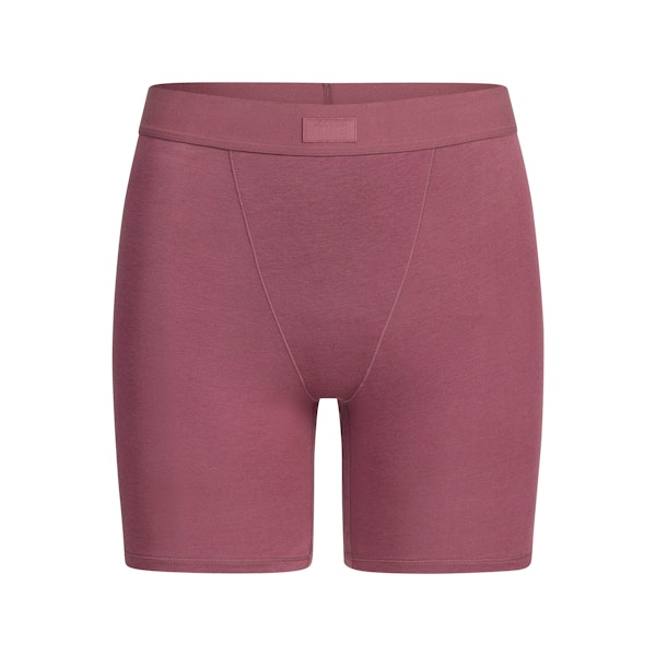 BOYFRIEND BOXER | BEET FLAT ON A WHITE BACKGROUND | FLT