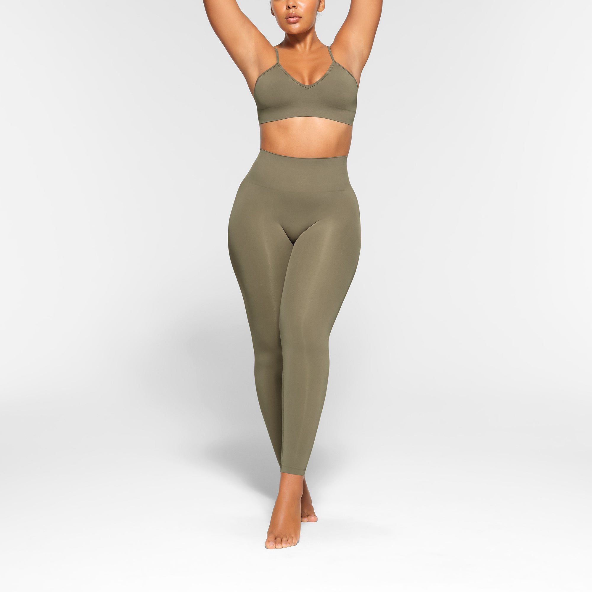SOFT SMOOTHING SEAMLESS LEGGING ARMY GREEN