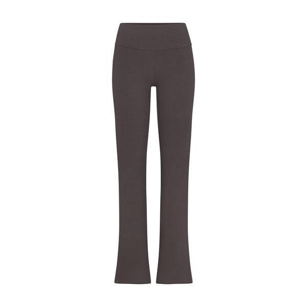 SKIMS-LOUNGEWEAR-AP-PNT-0715-