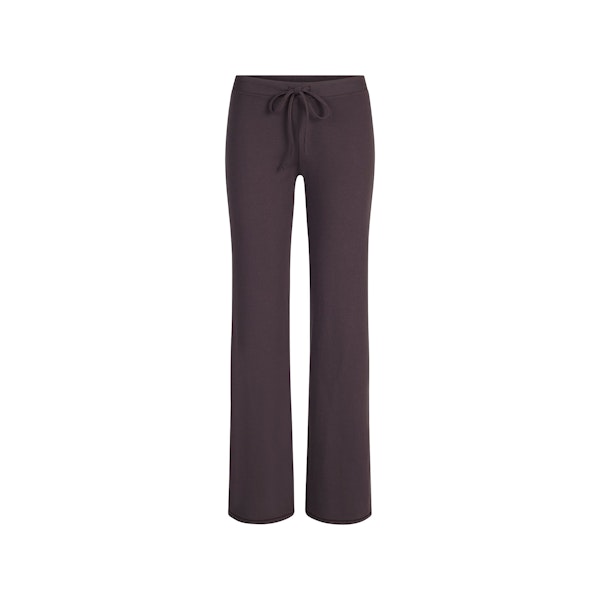 COTTON JERSEY STRAIGHT LEG PANT | IRON FLAT ON A WHITE BACKGROUND | FLT
