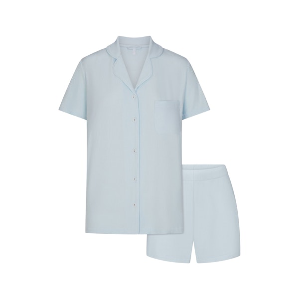 SOFT LOUNGE SHORT SLEEP SET | BABY BLUE LAYS FLAT ON A WHITE BACKGROUND | FLT 