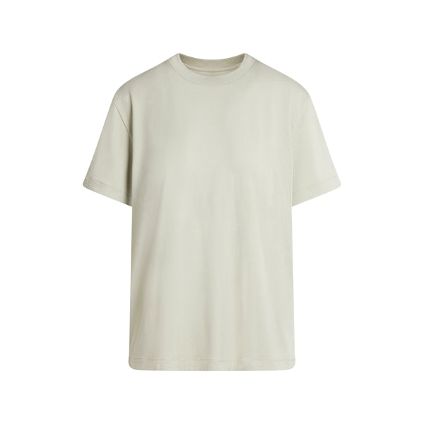 BOYFRIEND T-SHIRT | TALC FLAT ON A WHITE BACKGROUND | FLT