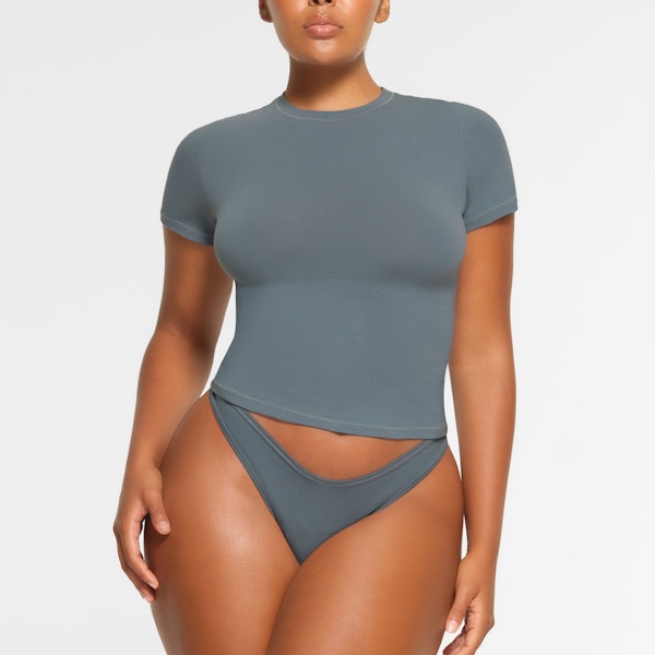 COTTON JERSEY T-SHIRT WORN BY A MODEL IN FRONT VIEW