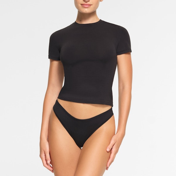 COTTON JERSEY T-SHIRT WORN BY A MODEL IN FRONT VIEW