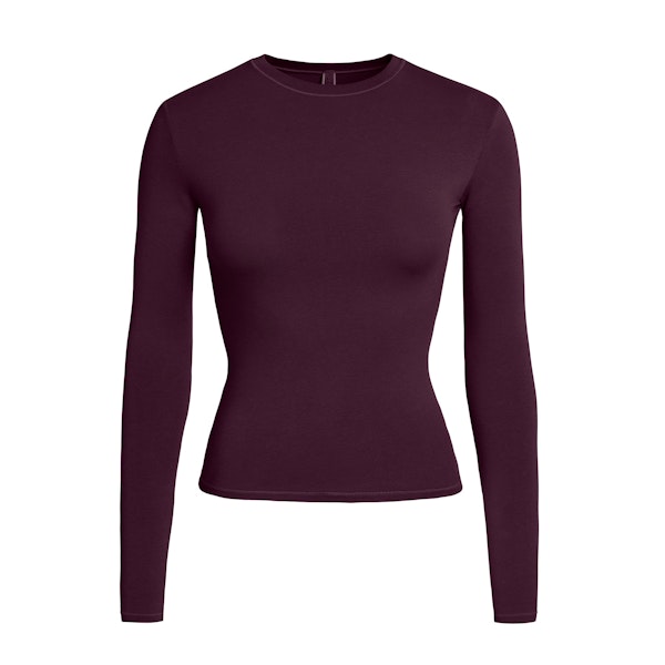 COTTON JERSEY LONG SLEEVE T-SHIRT | CURRANT FLAT ON A WHITE BACKGROUND @ | FLT