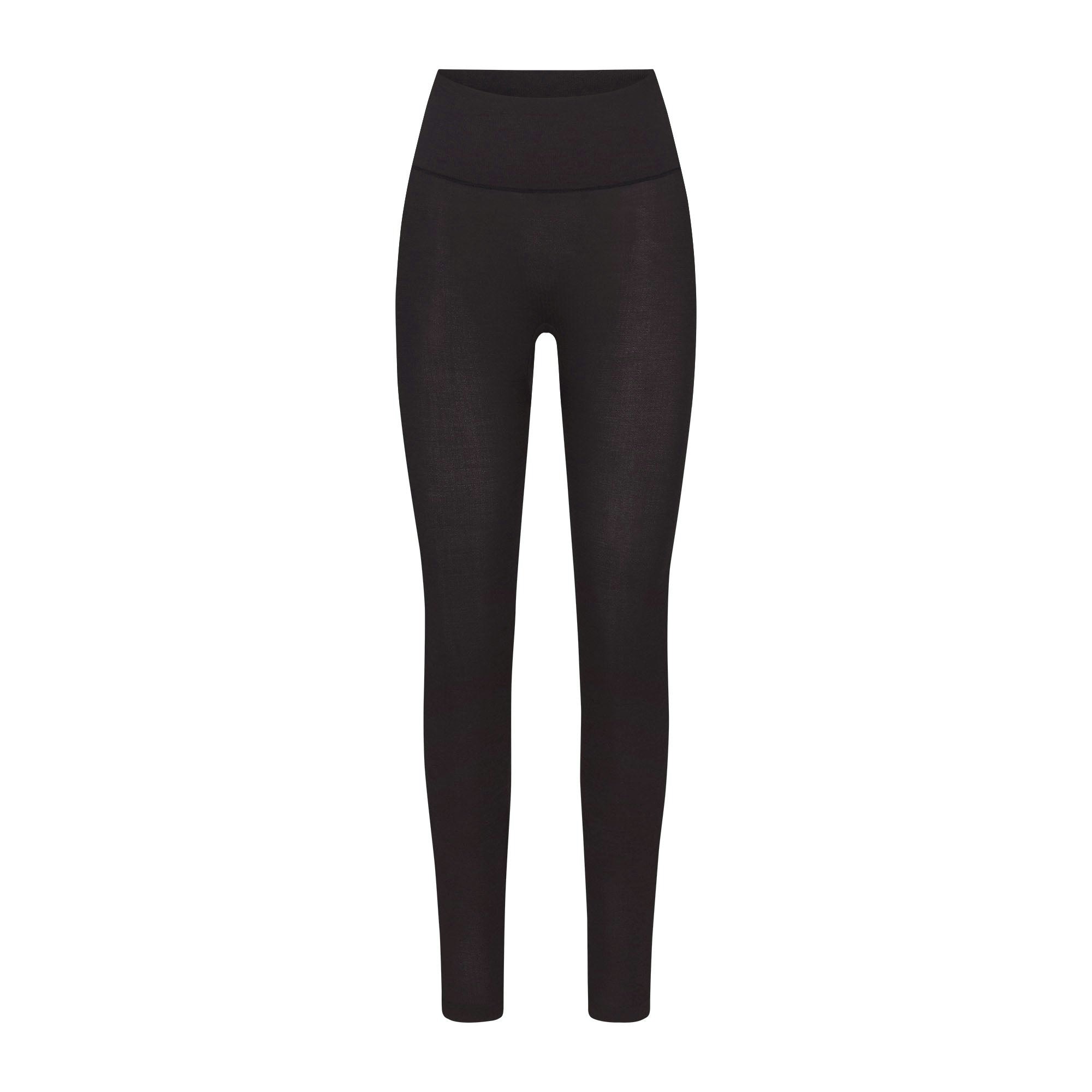 WOOL RIB HIGH-WAISTED LEGGING | OBSIDIAN FLAT ON A WHITE BACKGROUND | FLT