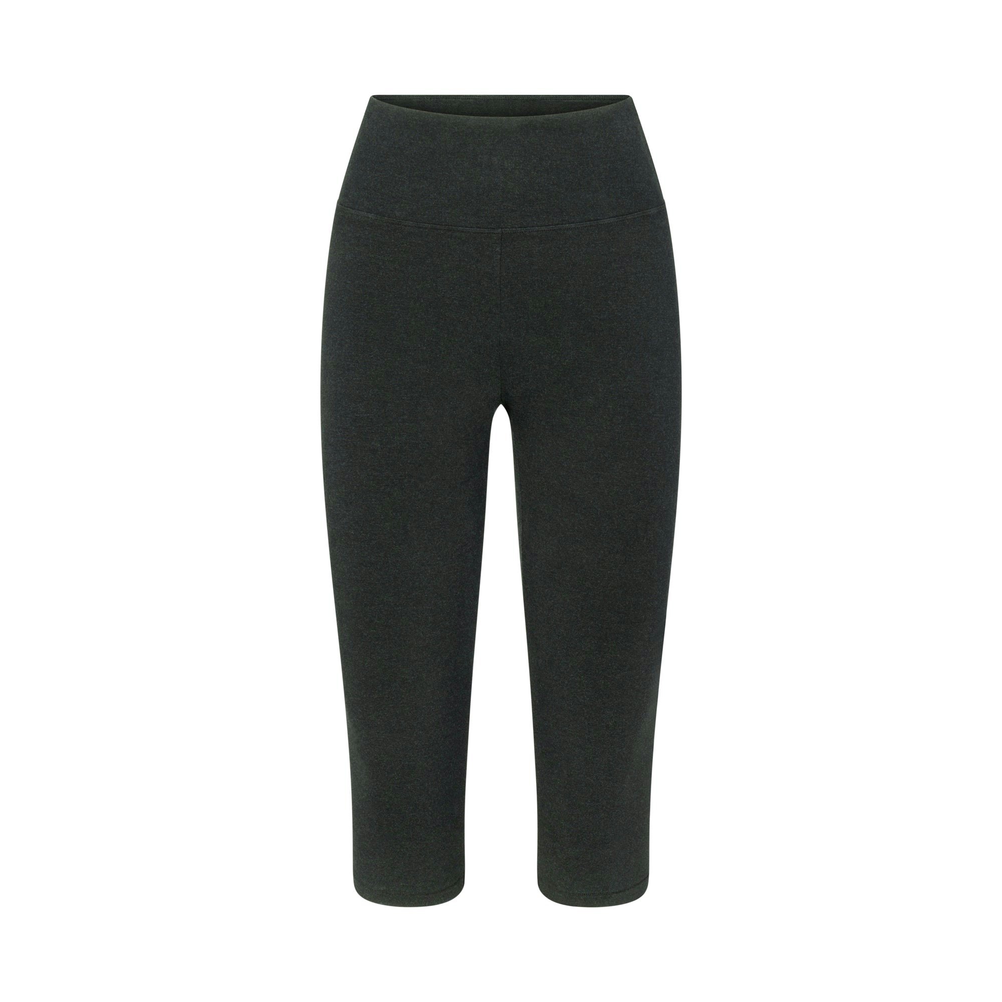 OUTDOOR CROPPED LEGGING LAYS FLAT ON A WHITE BACKGROUND