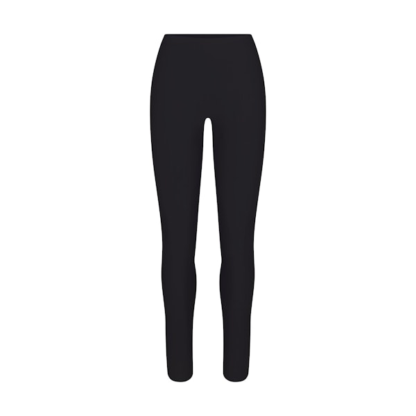 SKIMS BODY BUTT ENHANCING PADDED LEGGING | ONYX FLAT ON A WHITE BACKGROUND | FLT | FLT