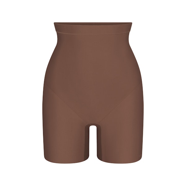 SKIMS BODY CORE SCULPT MID RISE SHORT | JASPER FLAT ON A WHITE BACKGROUND | FLT | FLT