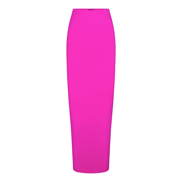SOFT SMOOTHING SEAMLESS LONG TUBE SKIRT | FUCHSIA (SKIRTS, BOTTOMS) LAYS FLAT ON A WHITE BACKGROUND | FLT