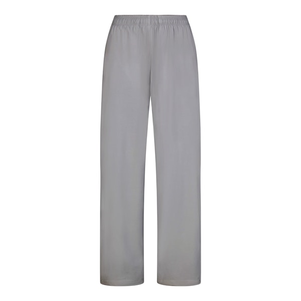SKIMS TRACK WOVEN NYLON PANT | PACIFIC (PANTS, BOTTOMS) LAYS FLAT ON A WHITE BACKGROUND | FLT