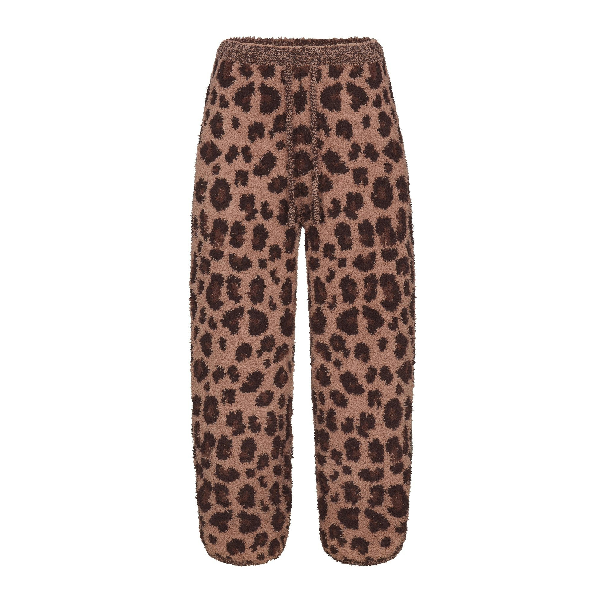 COZY OVERSIZED JOGGER | SIENNA LEOPARD PRINT FLAT ON A WHITE BACKGROUND | FLT