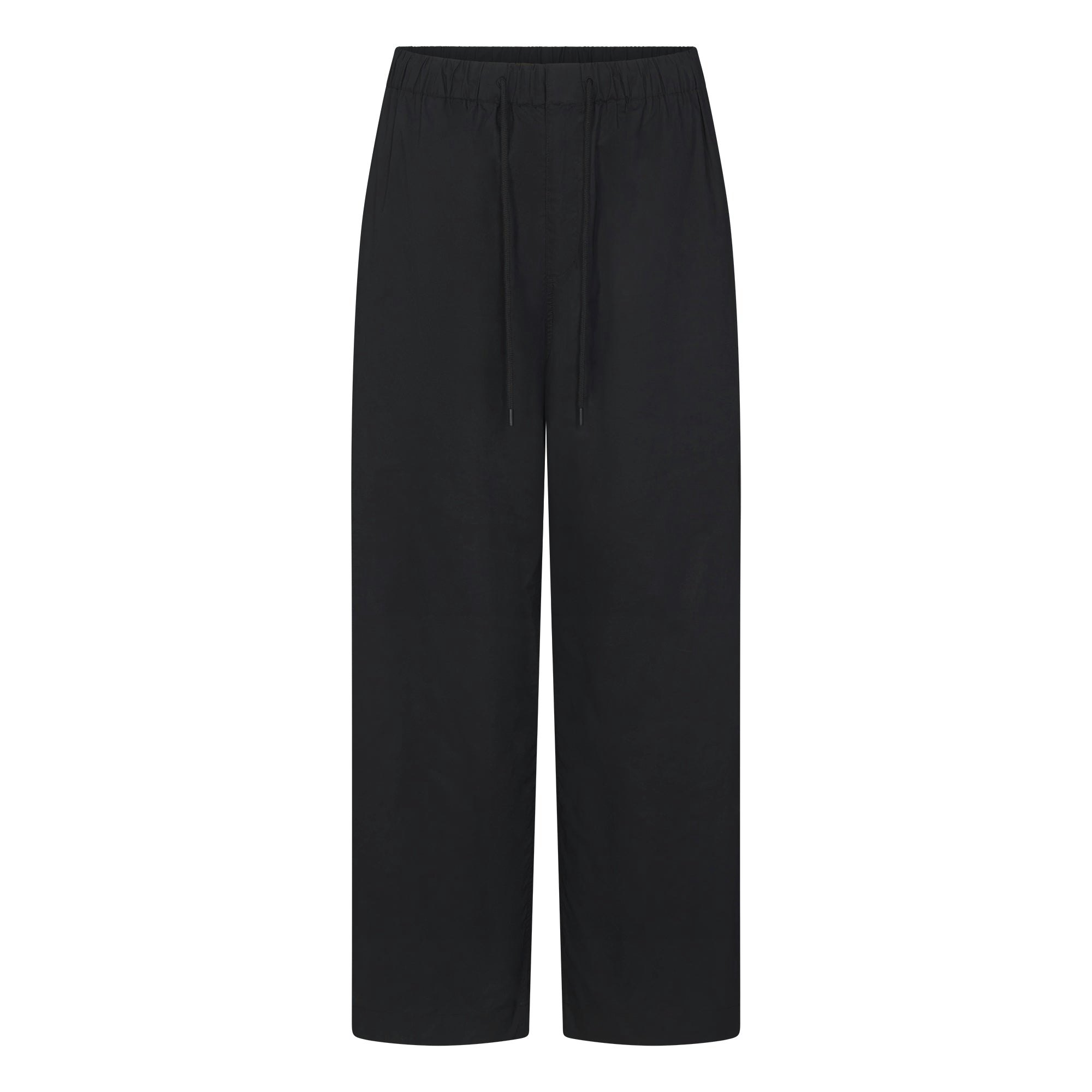 WOVEN COTTON OVERSIZED STRAIGHT LEG PANT | ONYX FLAT ON A WHITE BACKGROUND | FLT