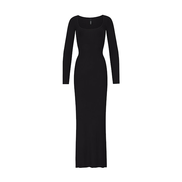 SOFT LOUNGE PETITE LONG SLEEVE DRESS | ONYX LAYS FLAT ON A WHITE BACKGROUND | FLT