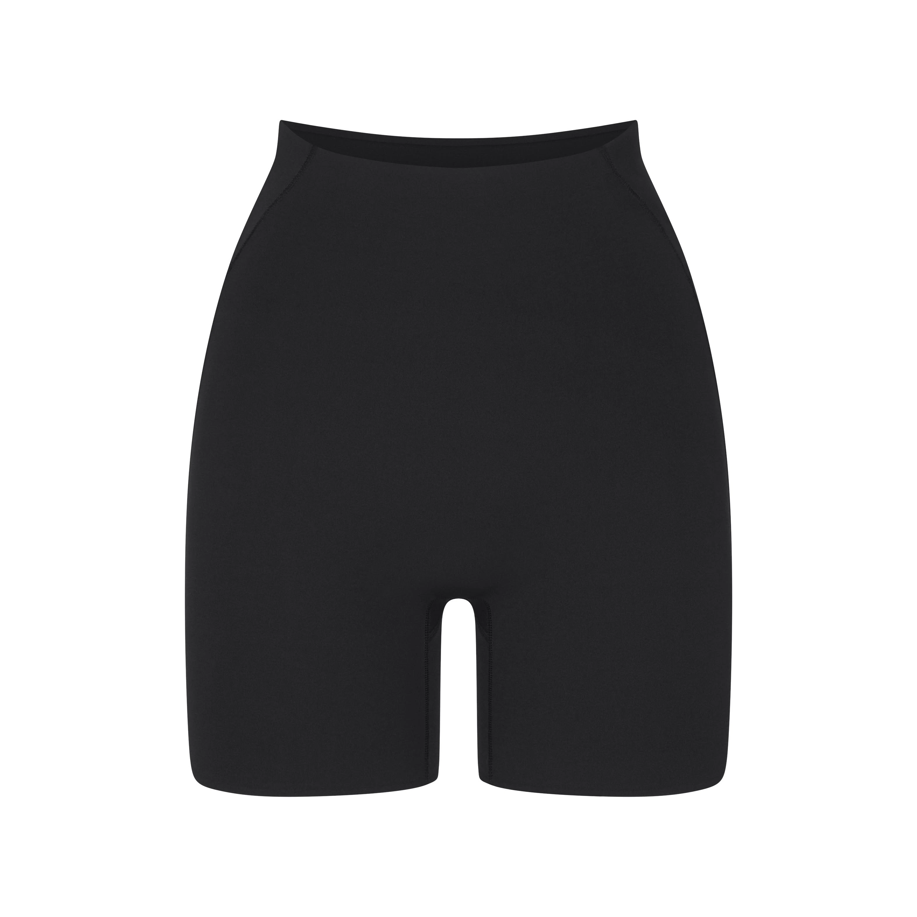 NikeSKIMS STUDIO STRETCH 5" BIKER SHORT | OBSIDIANLAYS FLAT ON A WHITE BACKGROUND | FLT