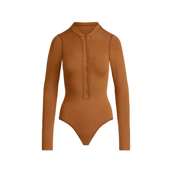 COTTON JERSEY PLUNGE HENLEY BODYSUIT | CHAI FLAT ON A WHITE BACKGROUND | FLT