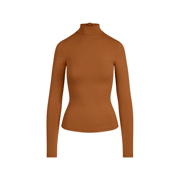 COTTON JERSEY TURTLENECK | CHAI FLAT ON A WHITE BACKGROUND | FLT