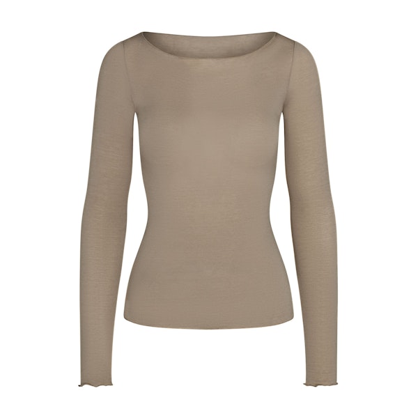 SHEER MODAL LONG SLEEVE BOAT NECK TOP | DUNE FLAT ON A WHITE BACKGROUND | FLT
