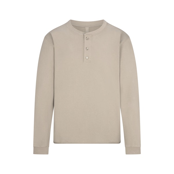JERSEY LOUNGE MENS RELAXED HENLEY SHALE FLAT ON A WHITE BACKGROUND | FLT | FLT