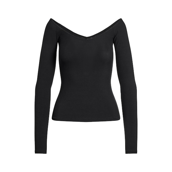 SOFT LOUNGE OFF THE SHOULDER TOP | ONYX FLAT ON A WHITE BACKGROUND | FLT