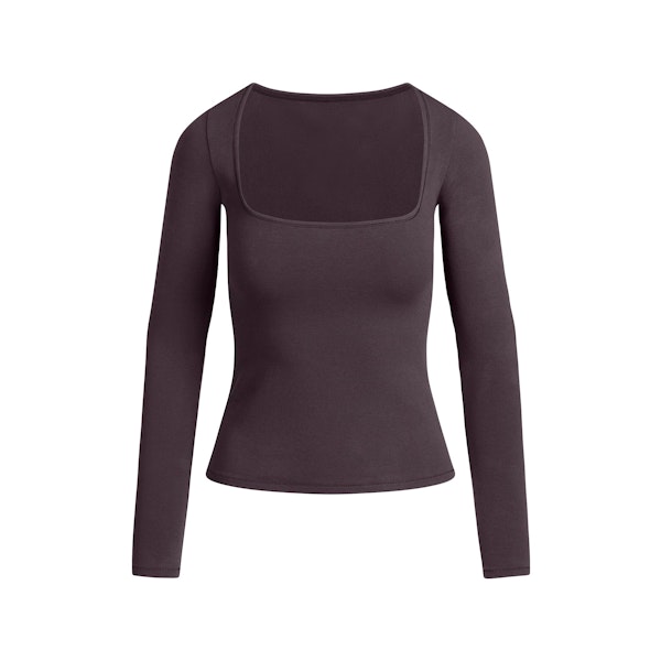 COTTON JERSEY SCOOP NECK LONG SLEEVE TOP | IRON FLAT ON A WHITE BACKGROUND | FLT