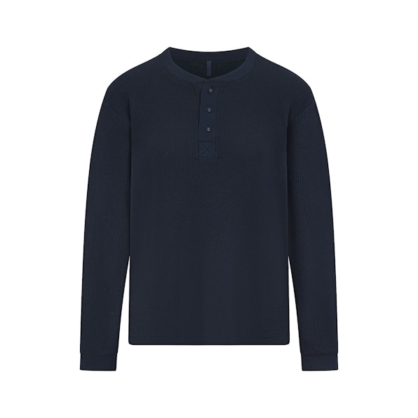 HEAVY WAFFLE LONG SLEEVE HENLEY | NAVY (LONG SLEEVE T-SHIRTS) FLAT ON A WHITE BACKGROUND | FLT
