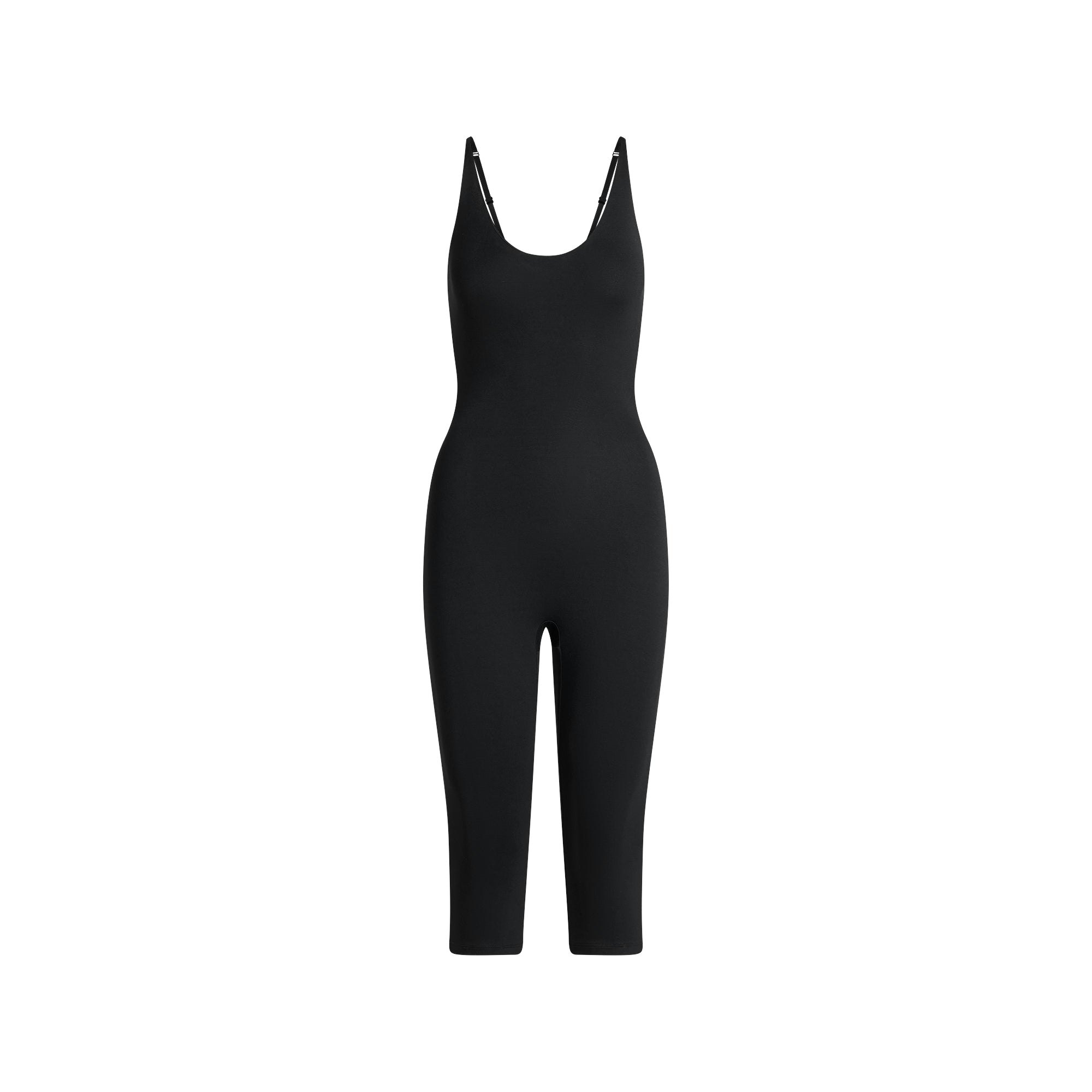 SMOOTH LAYERS CAPRI CATSUIT | OBSIDIAN FLAT ON A WHITE BACKGROUND | FLT