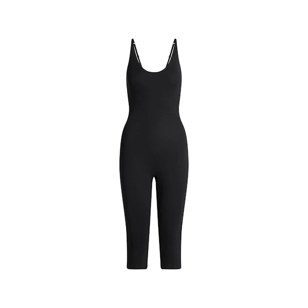 SMOOTH LAYERS CAPRI CATSUIT | OBSIDIAN FLAT ON A WHITE BACKGROUND | FLT