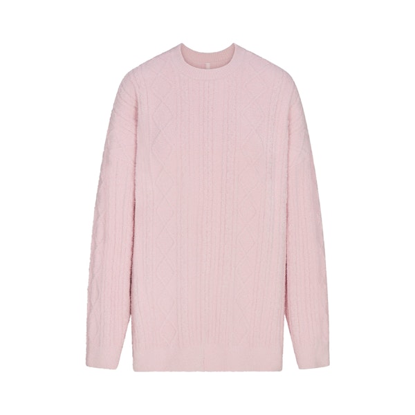 COZY LIGHT OVERSIZED CABLEKNIT CREWNECK PULLOVER | CHERRY BLOSSOM FLAT ON A WHITE BACKGROUND | FLT