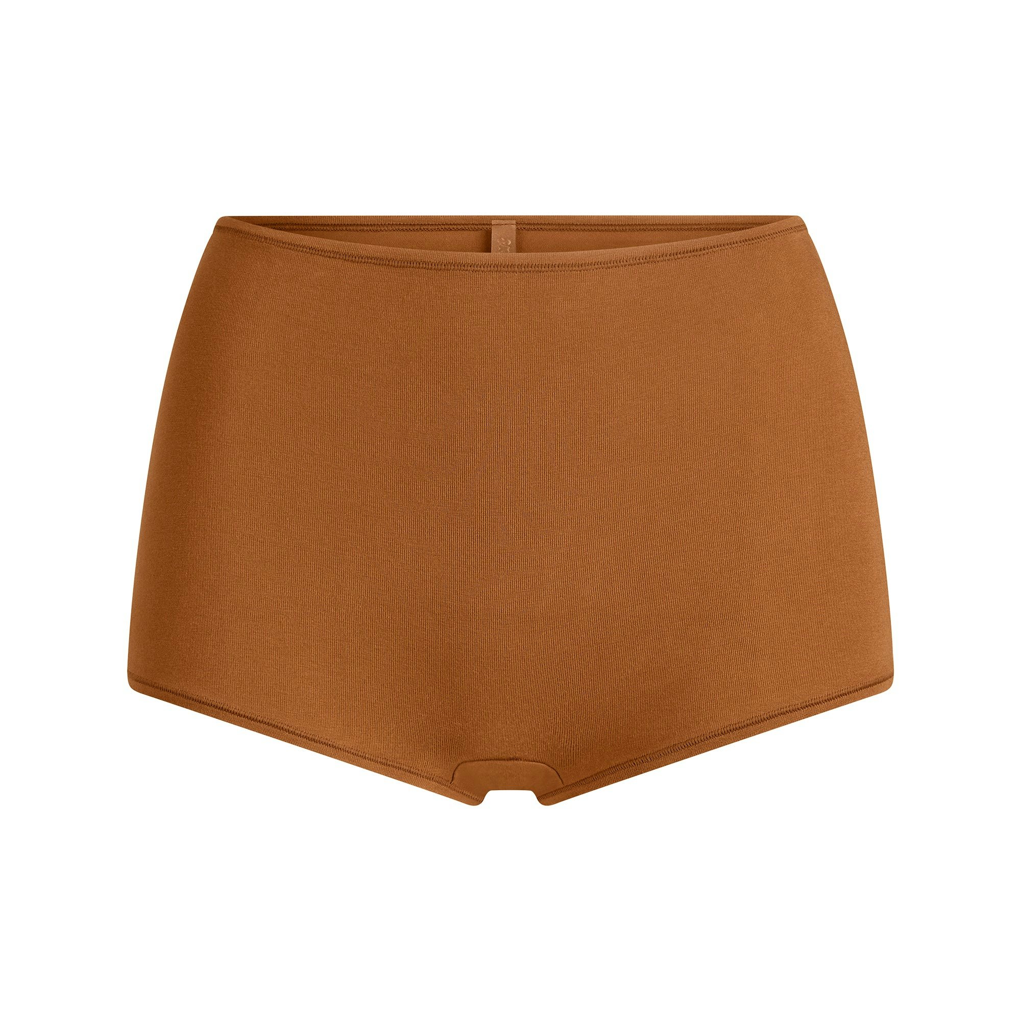COTTON JERSEY BOY SHORT | CHAI FLAT ON A WHITE BACKGROUND | FLT