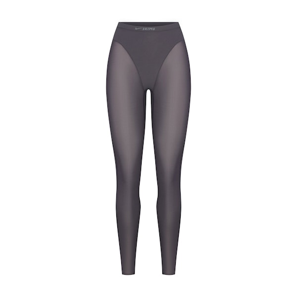 NikeSKIMS WEIGHTLESS LAYERS V-LINE 26" LEGGING | LEAD FLAT ON A WHITE BACKGROUND | FLT