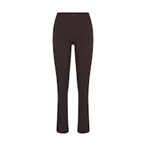NikeSKIMS MATTE V-LINE 39" STRAIGHT LEGGING