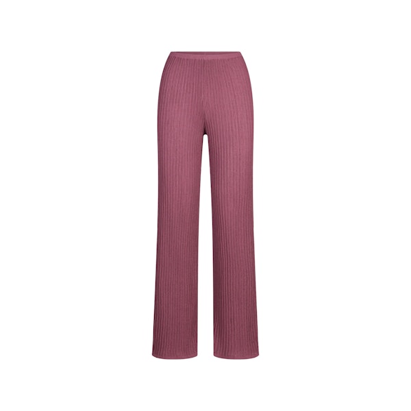 SHEER KNIT STRAIGHT LEG PANT | BEET FLAT ON A WHITE BACKGROUND | FLT